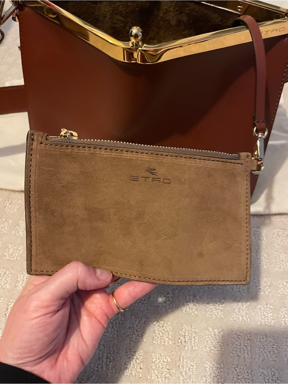 Etro Vela brand new  Medium Brown Leather Top-Handle Bag w Gold Hardware, NWOT - Picture 14 of 16